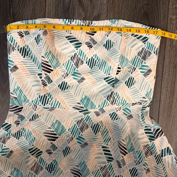 White House Black Market Geometric Strapless High Low Midi Dress Blue White 12 - Picture 6 of 12